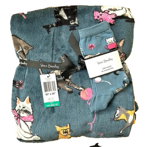 Vera Bradley NWT Cat’s Meow Print Plush Throw & Matching Socks 🐈‍⬛🩵🐈